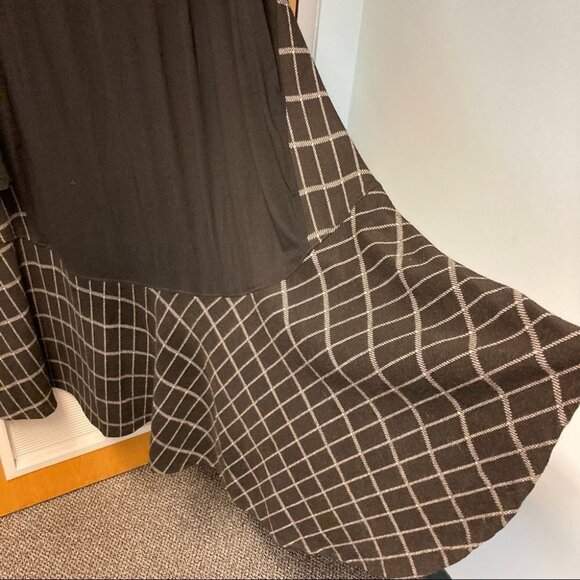 ALEMBIKA Sz XXL Lagenlook High Low Hem Line Knit Black top w/ Plaid Fabric Dress - Picture 6 of 7